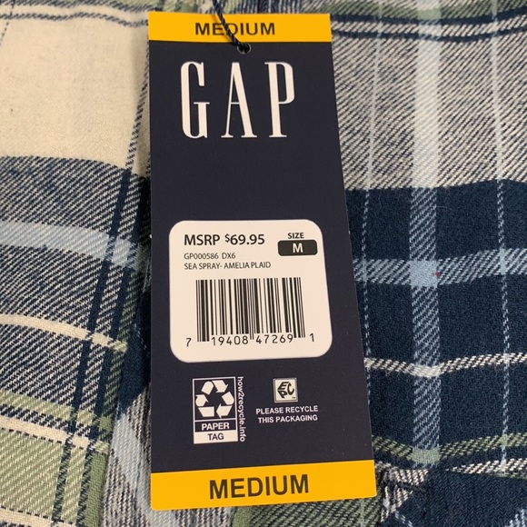 GAP Navy Plaid Flannel Shirt (NWT) Size M - Picture 3 of 4